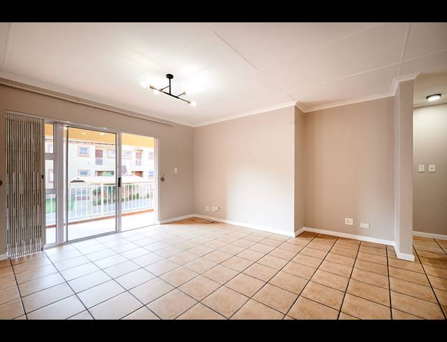 2 BEDROOM APARTMENT SOLD IN SUNNINGHILL